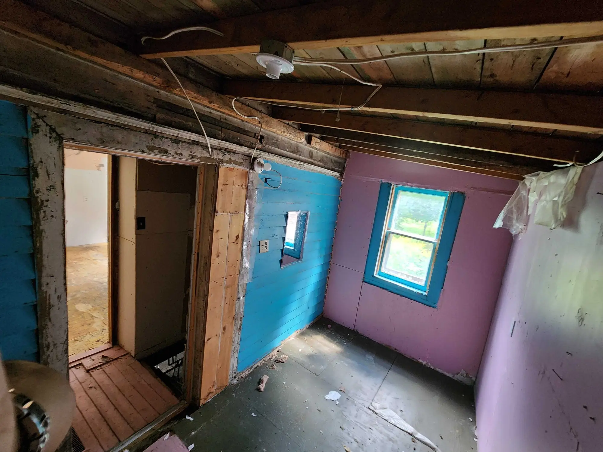 The original screened front porch before renovation